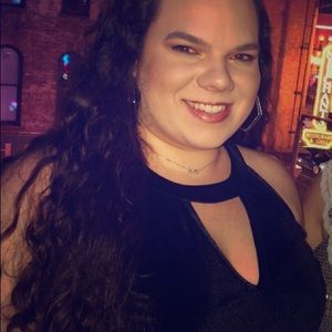 Meet your Posher, Andrea